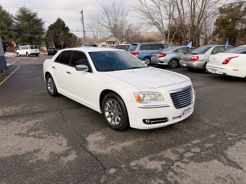 Used 2012 Chrysler 300 Limited image 8