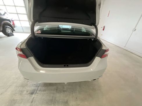 Used 2023 Toyota Camry SE FWD image 23