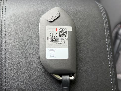 New 2026 Kia Sportage LX FWD image 28