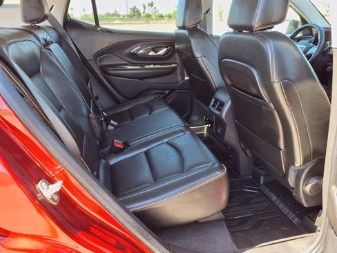 Used 2024 GMC Terrain AT4 w/ Tech Package image 15