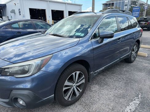 Used 2018 Subaru Outback 2.5i Limited image 6