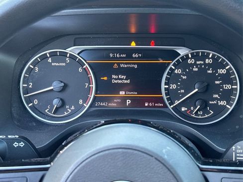 Used 2023 Nissan Rogue SV image 20