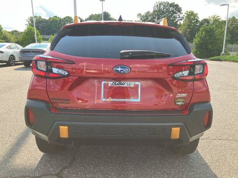 Used 2025 Subaru Crosstrek 2.5i Wilderness w/ Wilderness Package AWD/4WD image 18