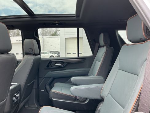 Certified 2025 GMC Yukon AT4 image 12