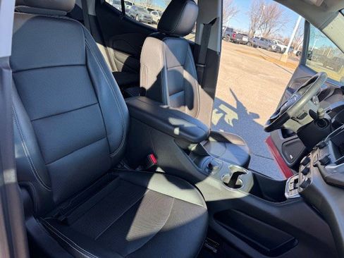 Used 2022 GMC Terrain SLT w/ Infotainment Package II image 32