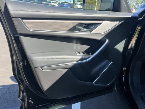 Certified 2023 Jaguar F-PACE S image 13