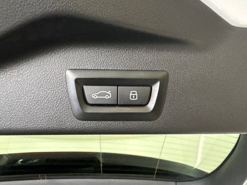 Certified 2024 BMW X5 xDrive40i w/ M Sport Package AWD/4WD image 36