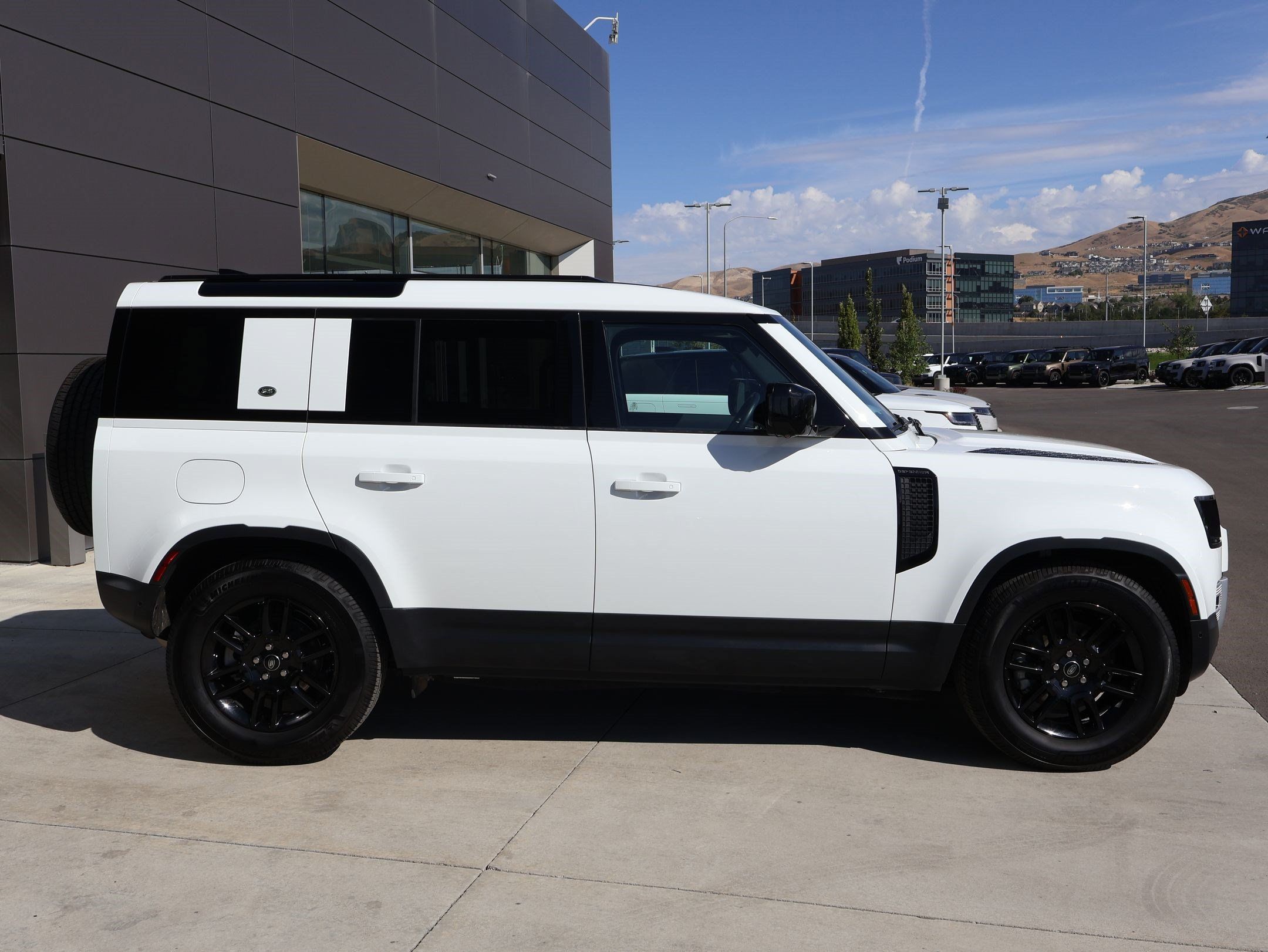 Used 2024 Land Rover Defender 110 S AWD/4WD image 5