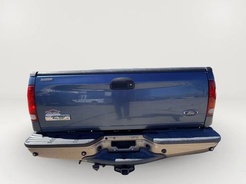 Used 2005 Ford F250 XLT image 8