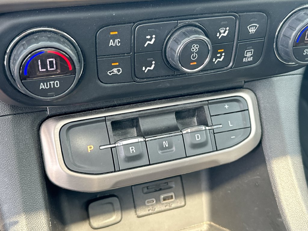 Used 2020 GMC Acadia Denali FWD image 22