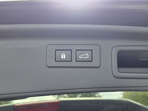 Used 2024 Subaru Forester Limited image 10