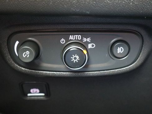 Used 2020 GMC Terrain Denali w/ Denali Premium Package image 28