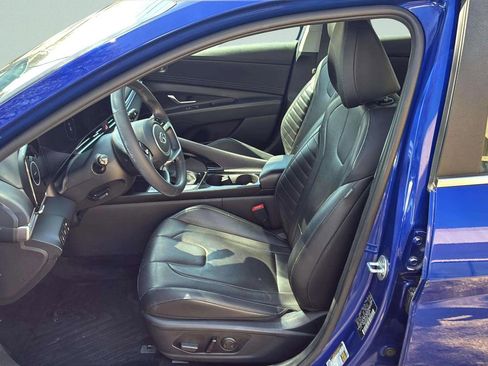 Used 2023 Hyundai Elantra Limited image 46
