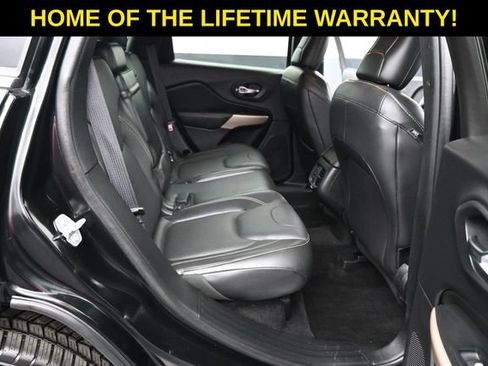 Used 2018 Jeep Cherokee Limited AWD/4WD image 48