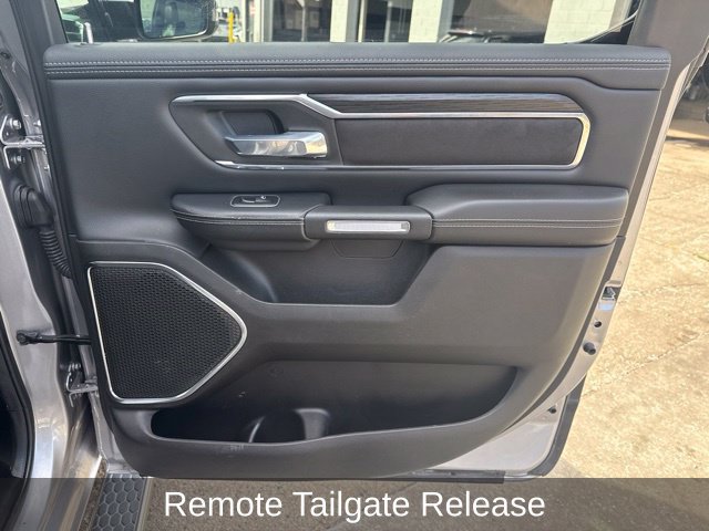 Used 2024 RAM 1500 Laramie AWD/4WD image 24