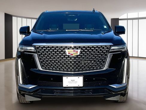 Used 2023 Cadillac Escalade ESV Premium Luxury AWD/4WD image 3