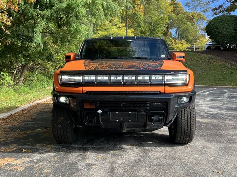 Used 2024 GMC Hummer EV 3X w/ LPO, Illumination Package image 8