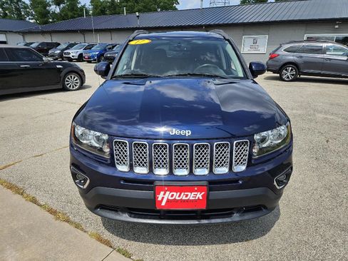 Used 2017 Jeep Compass High Altitude AWD/4WD image 2
