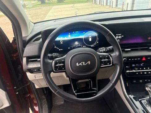 Used 2023 Kia Carnival SX FWD image 14