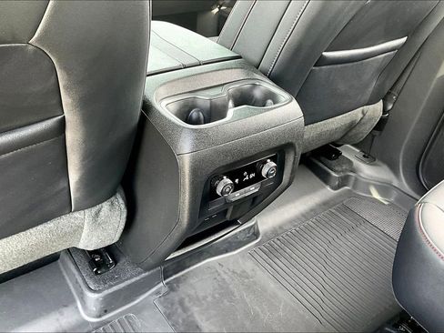 Used 2026 Chevrolet Traverse Z71 w/ Driver Confidence Package AWD/4WD image 10