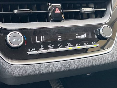 Certified 2026 Toyota Corolla LE w/ LE Premium Package FWD image 21