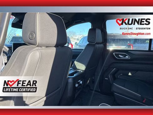 Used 2024 GMC Yukon SLT image 27