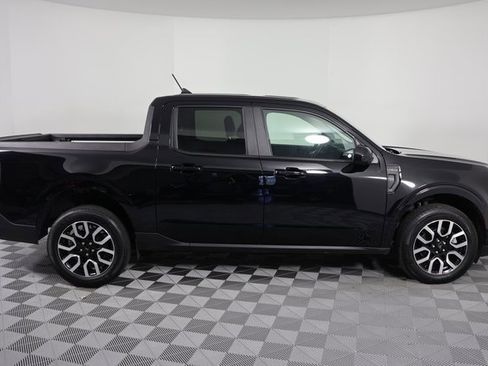 Used 2024 Ford Maverick Lariat image 9
