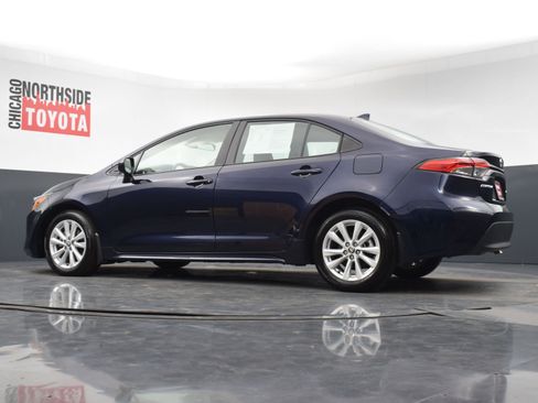 Used 2025 Toyota Corolla LE w/ LE Premium Package image 26