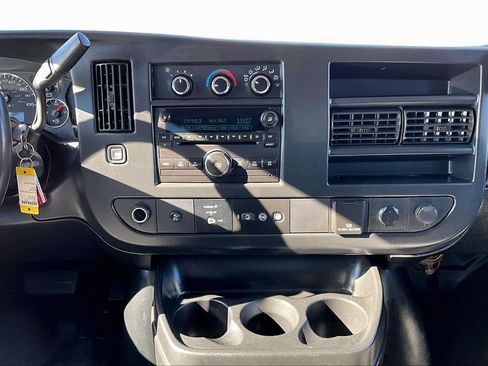 Used 2016 Chevrolet Express 3500 LT w/ LT Preferred Equipment Group image 6