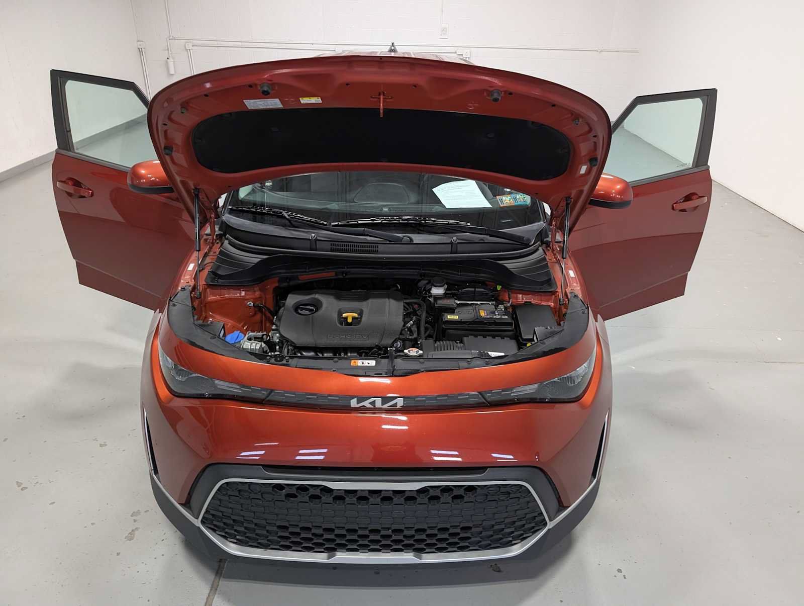 Certified 2023 Kia Soul LX w/ LX Technology Package FWD image 13