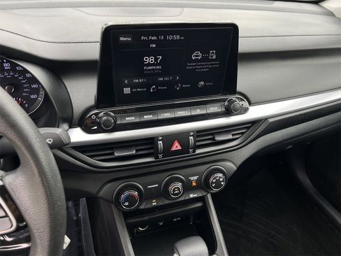 Used 2023 Kia Forte LXS image 13