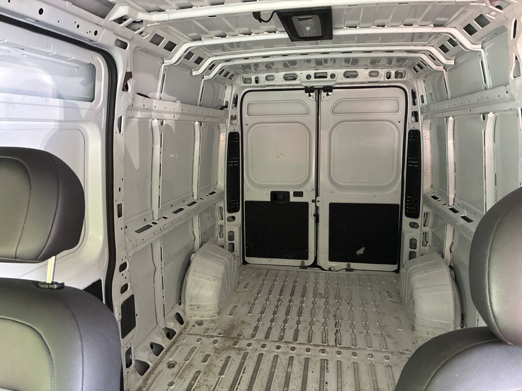 Used 2025 RAM ProMaster 2500 w/ Convenience Group FWD image 17