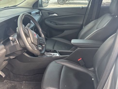Used 2024 Buick Encore GX Sport Touring image 8