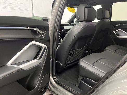 Used 2023 Audi Q3 2.0T Premium Plus w/ Premium Plus Package image 31