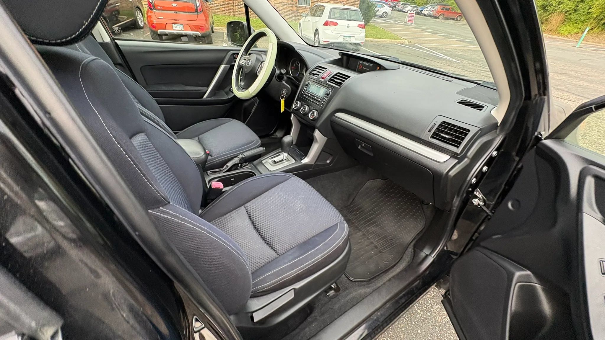 Used 2015 Subaru Forester 2.5i Premium w/ All-Weather Package AWD/4WD image 36