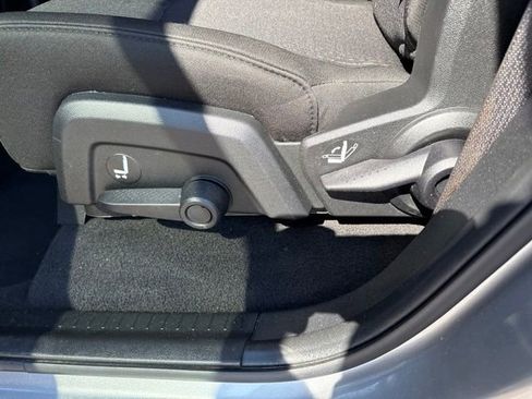 Used 2019 Dodge Journey SE FWD image 50