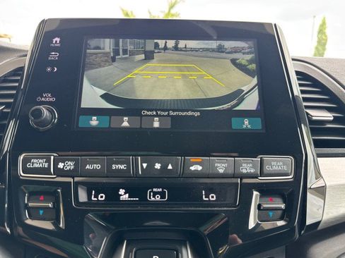 Used 2023 Honda Odyssey Sport image 13