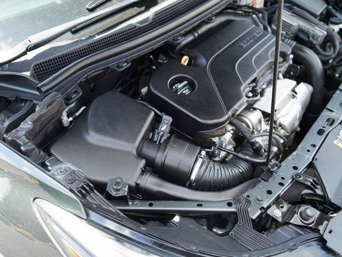 Used 2019 Chevrolet Cruze LT FWD image 31