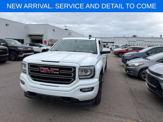 Used 2017 GMC Sierra 1500 4x4 Double Cab w/ Elevation Edition image 2