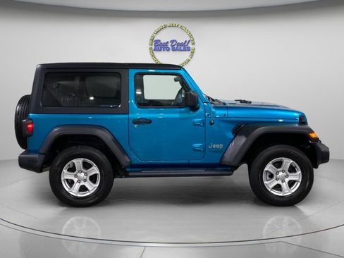 Used 2020 Jeep Wrangler Sport AWD/4WD image 6