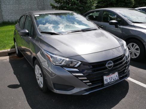 Used 2024 Nissan Versa S w/ Trunk Package FWD image 3