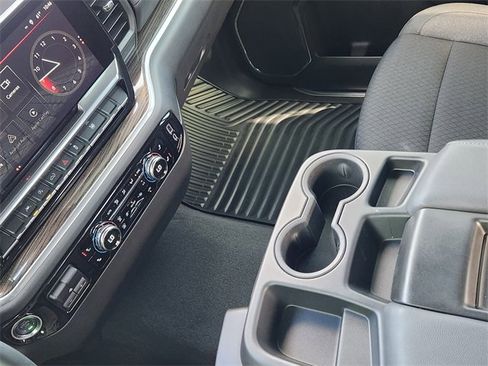 Certified 2025 GMC Sierra 1500 Elevation image 36