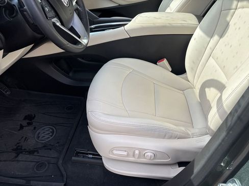 Used 2023 Buick Enclave Essence w/ Experience Buick Package AWD/4WD image 7