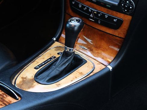 Used 2008 Mercedes-Benz E 350 Sedan image 20