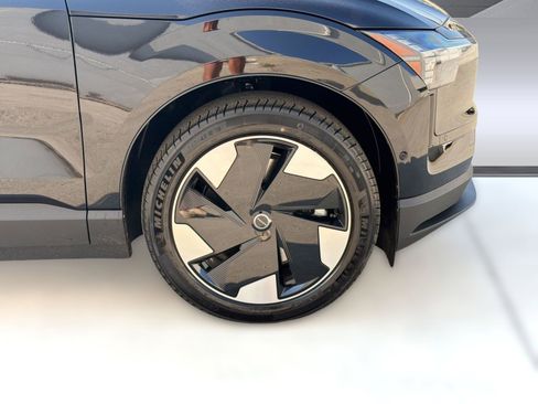 New 2026 Volvo EX30 Ultra w/ Climate Package AWD/4WD image 11