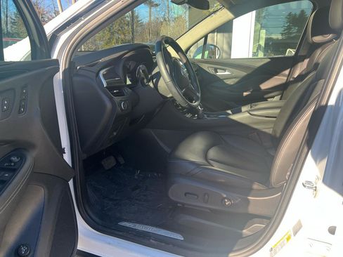 Used 2020 Buick Envision Essence image 9