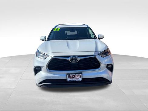 Used 2022 Toyota Highlander Limited image 2