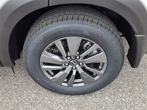 New 2026 Nissan Pathfinder SV AWD/4WD image 5