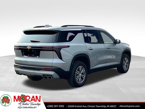 Certified 2024 Chevrolet Traverse LT FWD image 5