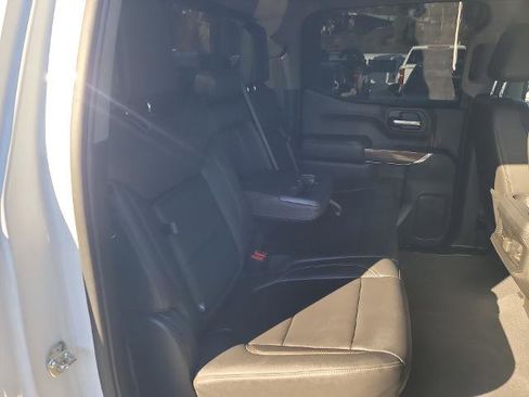 Used 2020 Chevrolet Silverado 1500 LT Trail Boss image 27